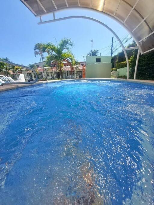 Casa Mora * Jaco